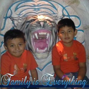 Meet your Posher, Dulcesita